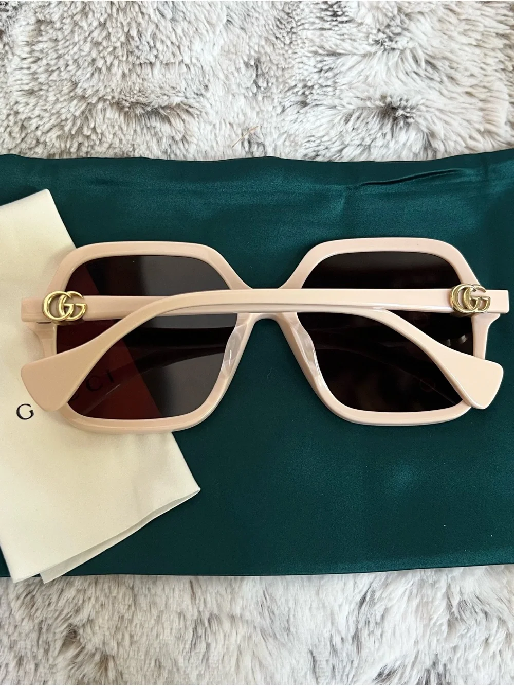 Gucci Cream Frame Sunglasses with Rose-Tinted Lenses
